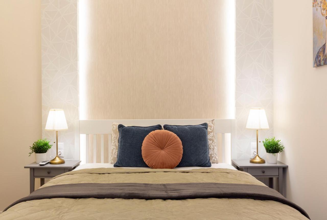 Luxurious Central Apartment In Liszt Ferenc Square Βουδαπέστη Εξωτερικό φωτογραφία